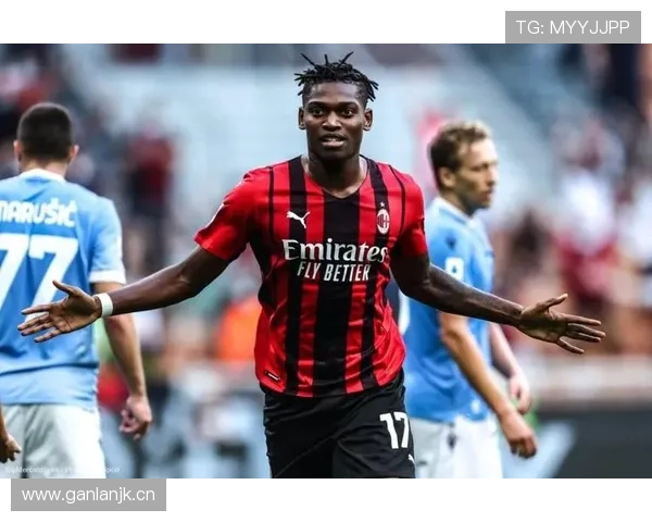 AC米兰阵容更新背景下核心稳定性变化，当前赛季表现受限对球队影响显现