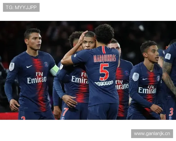 巴黎圣日耳曼阵容结构平衡问题,对赛季关键战的发挥稳定性造成影响 巴黎圣日耳曼阵容结构平衡问题,对赛季关键战的发挥稳定性造成影响