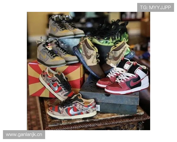 卢玉菲这鞋柜得多惊人，光一双球鞋就够你买房了吧？